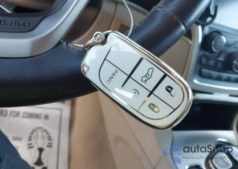 2014 Jeep Grand Cherokee Overland из США, поврежденный, VIN 1C4RJECG6EC465849